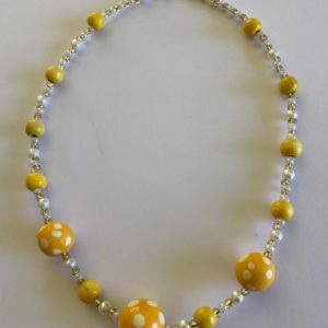 Glass bead necklace mustard