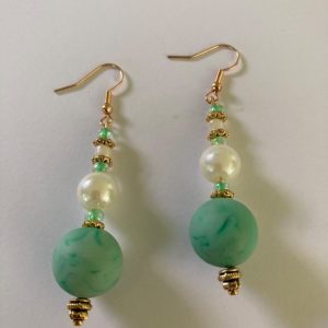 Green and pearl glass drop Earrings
