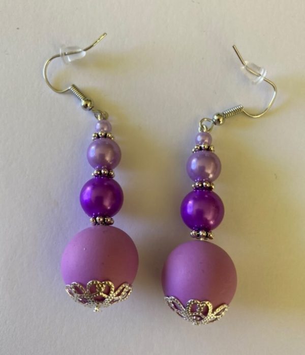 Drop earrings purple