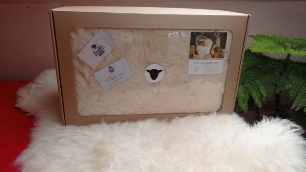 Gift box with Giant Sheepskin Rug - Image 5