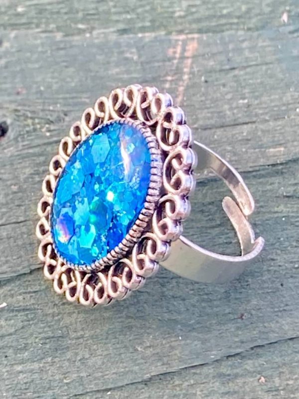 Vintage style costume ring