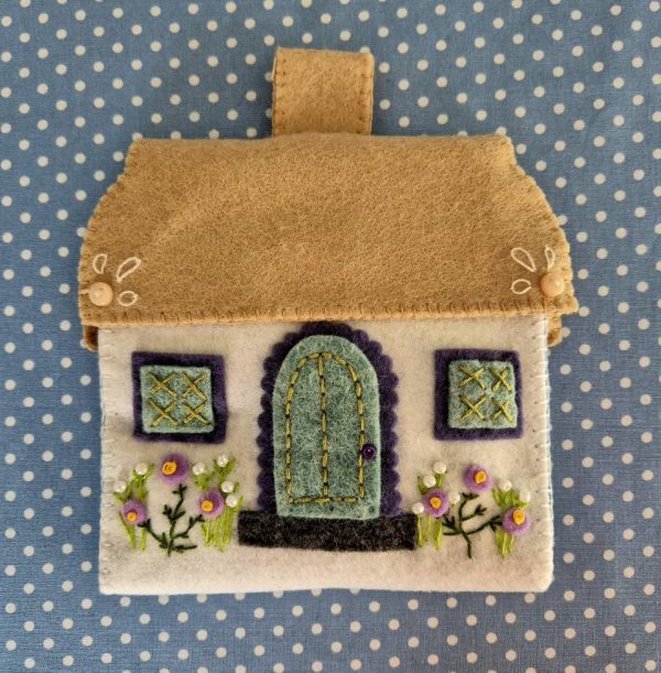 Irish cottage needle case - lilac and blue tone