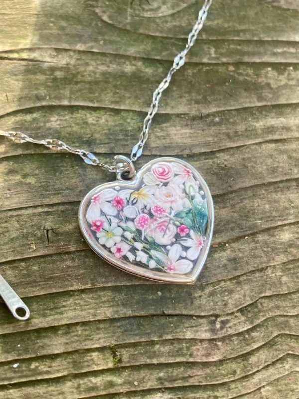 Heart in Bloom Pendant - Image 3