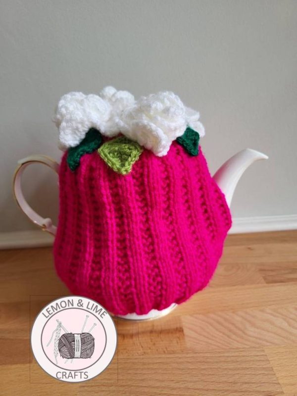 Rose Knit Tea Cosy - Image 3