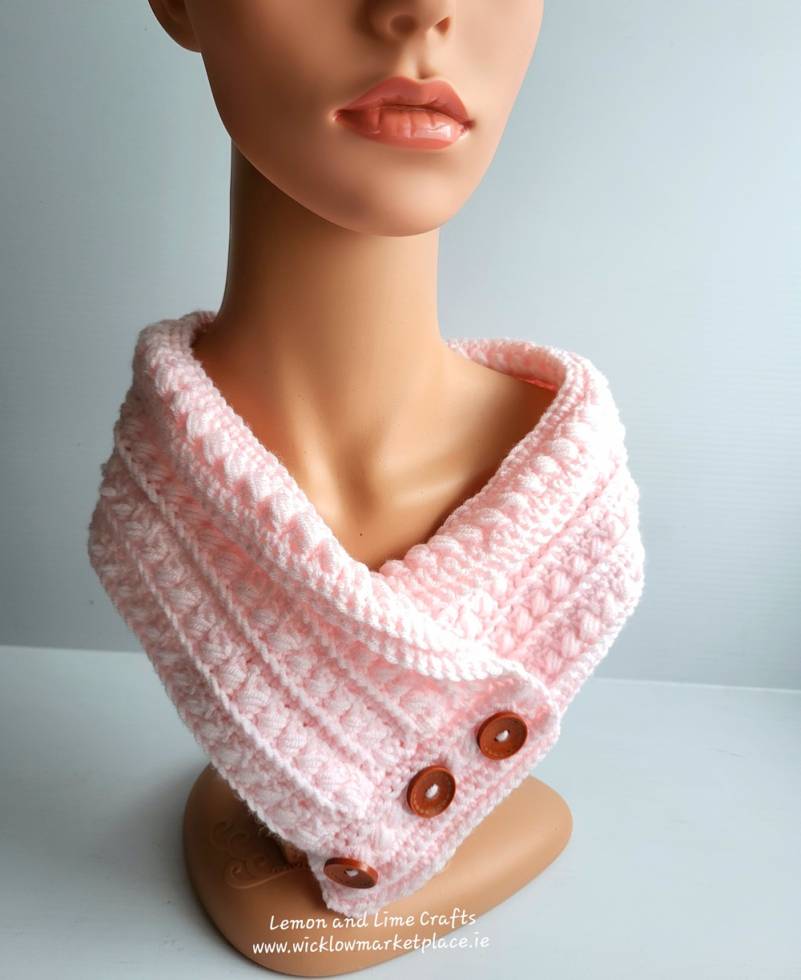 Pink handmade crochet cowl scarf - Image 5